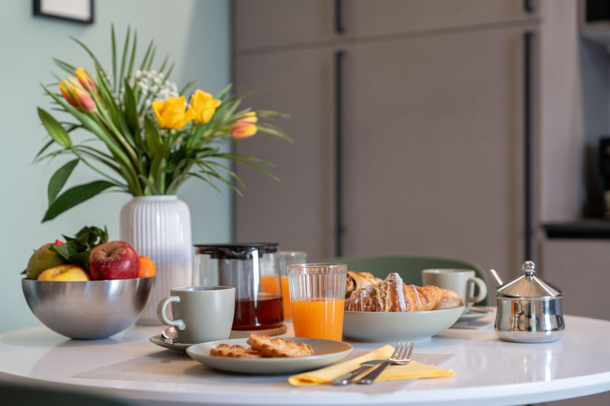La Farfalla Blu - Boutique Apartment Бергамо Екстериор снимка