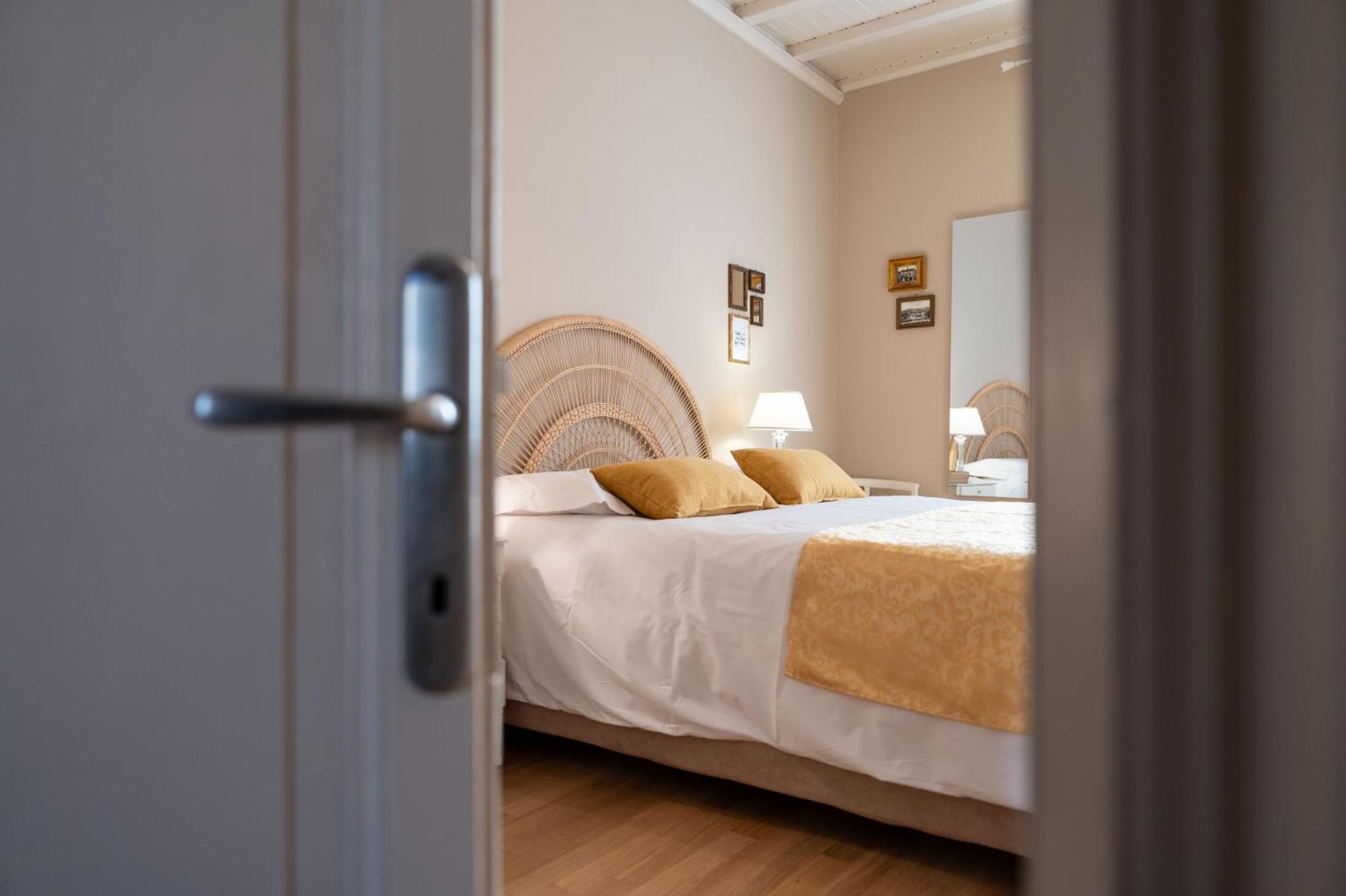 La Farfalla Blu - Boutique Apartment Бергамо Екстериор снимка