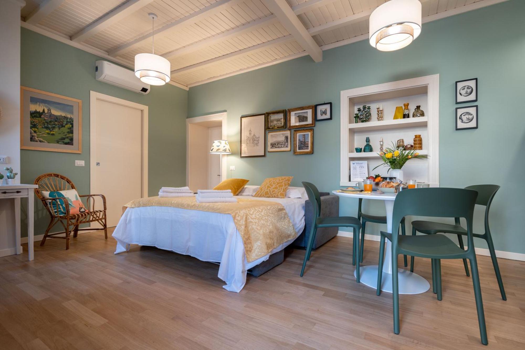 La Farfalla Blu - Boutique Apartment Бергамо Екстериор снимка