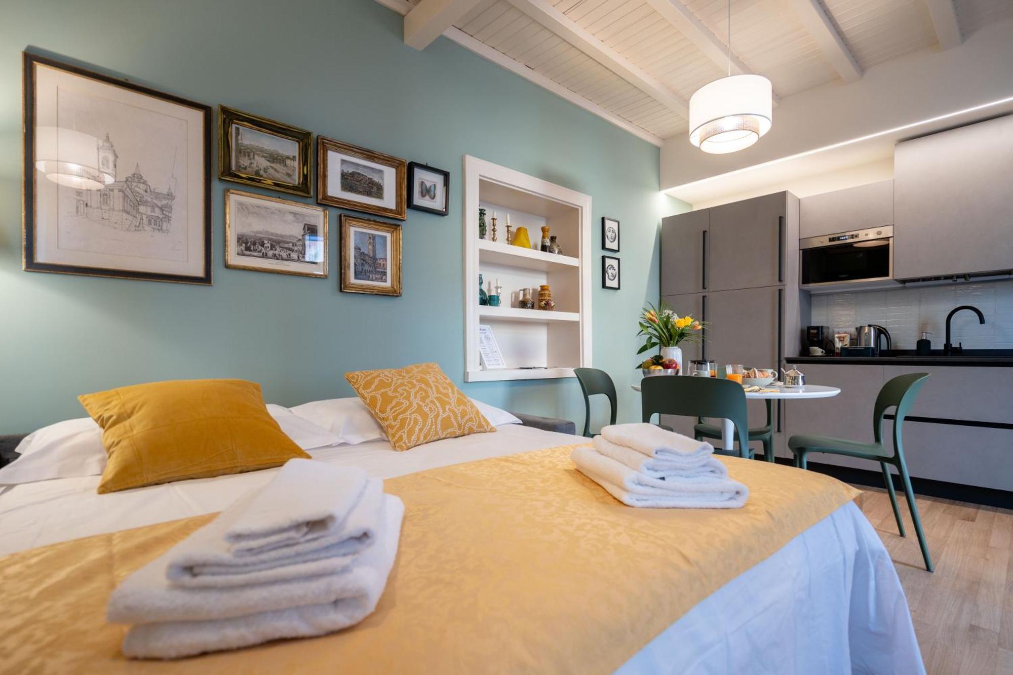 La Farfalla Blu - Boutique Apartment Бергамо Екстериор снимка