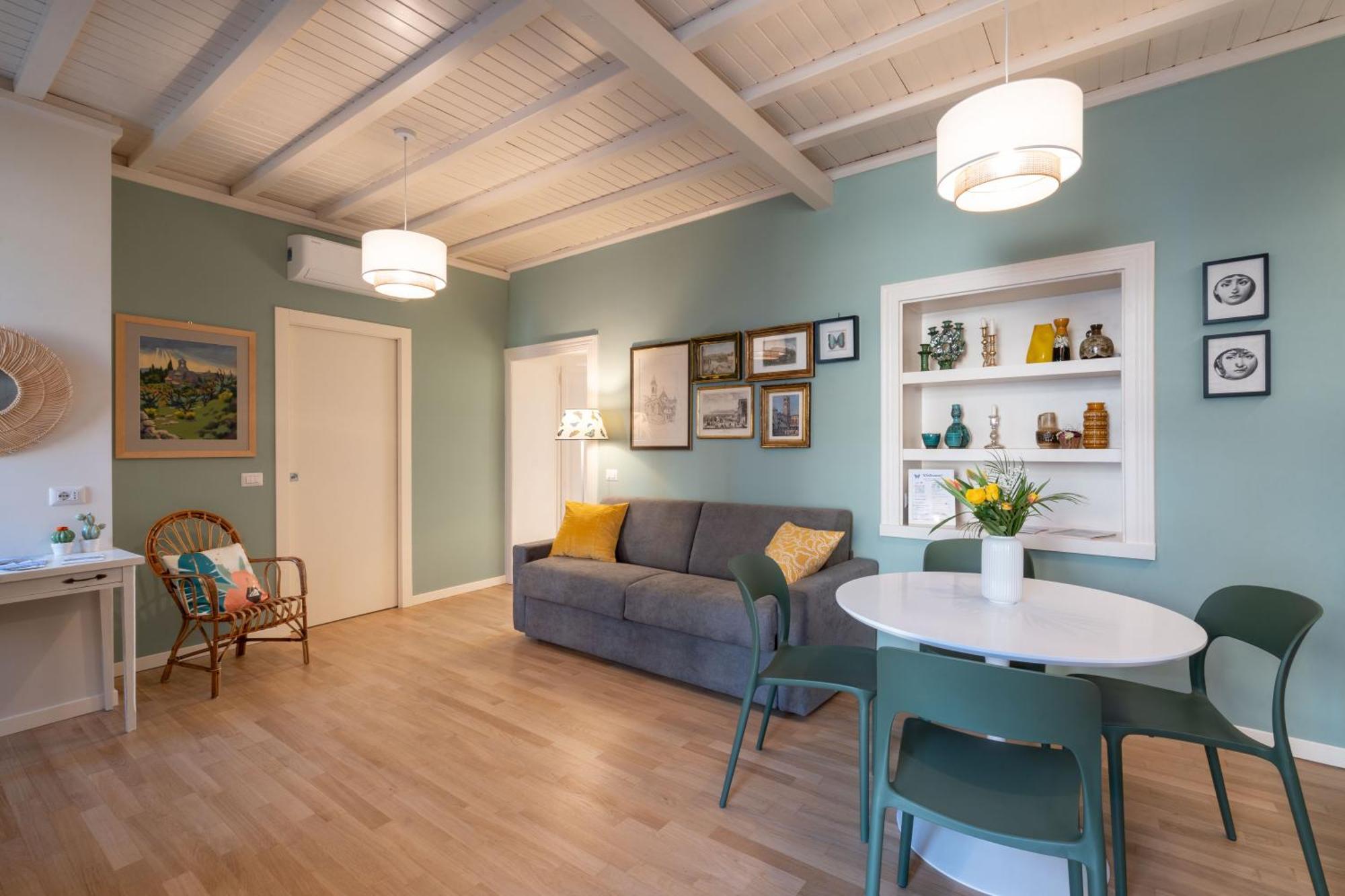 La Farfalla Blu - Boutique Apartment Бергамо Екстериор снимка