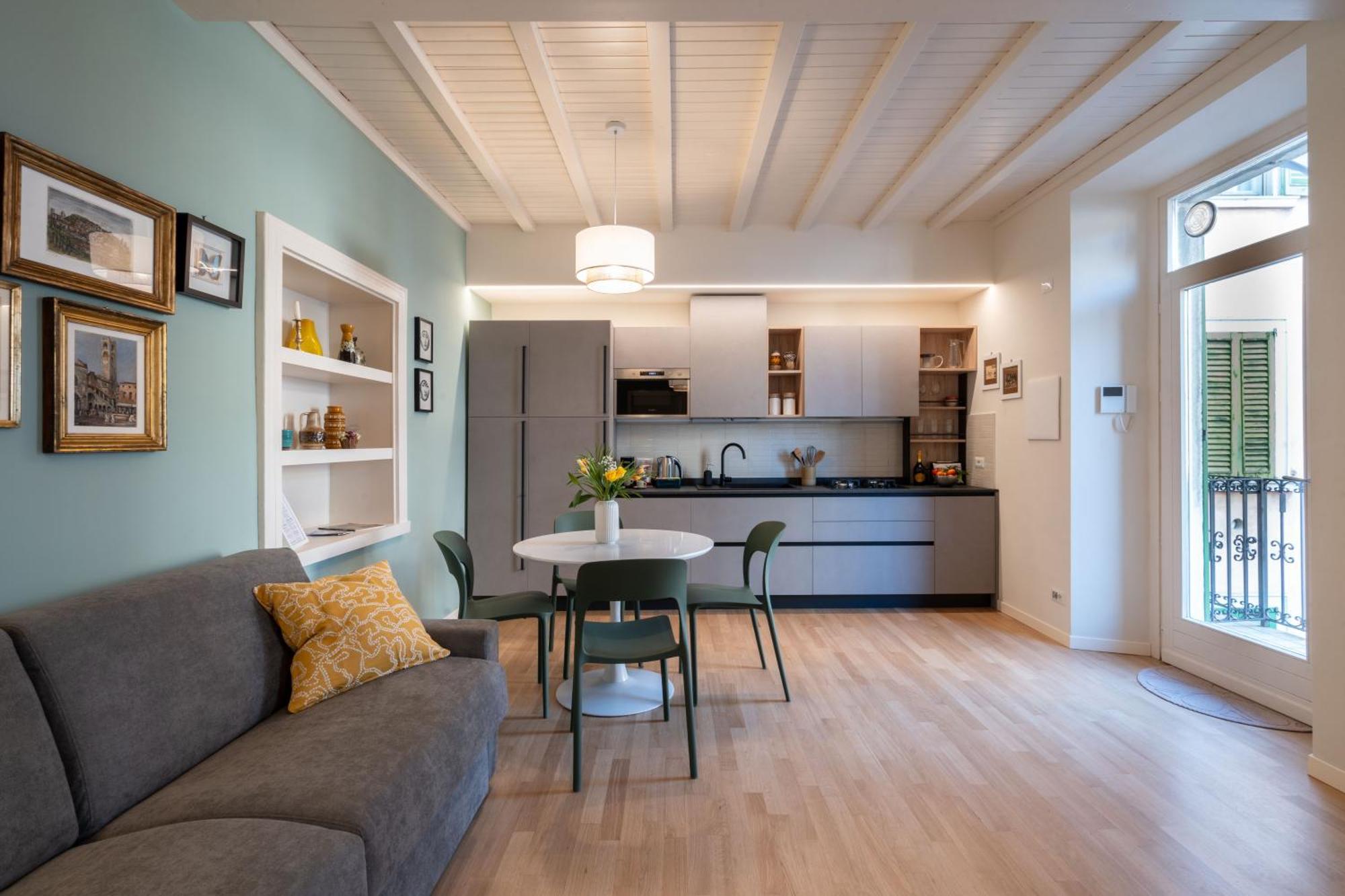 La Farfalla Blu - Boutique Apartment Бергамо Екстериор снимка